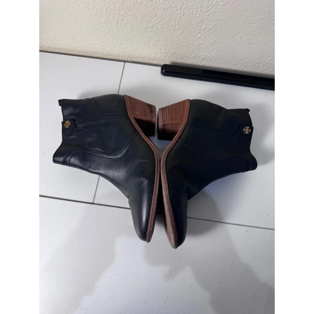 Tory Burch Leather Ankle Booties Women Size 8 Black Block Heel Minimalist Chic